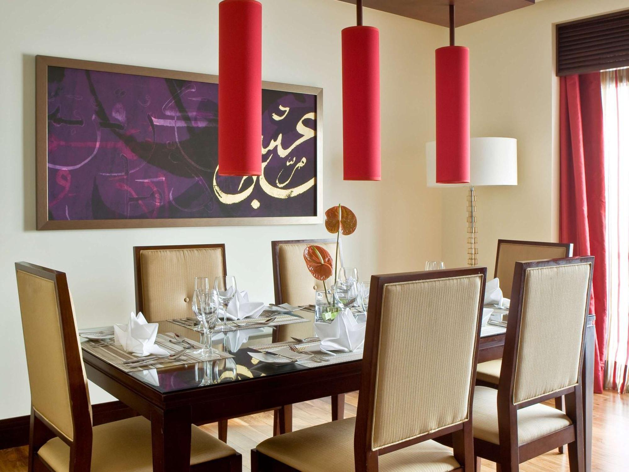 Sofitel Al Khobar The Corniche Hotel Buitenkant foto A dining room