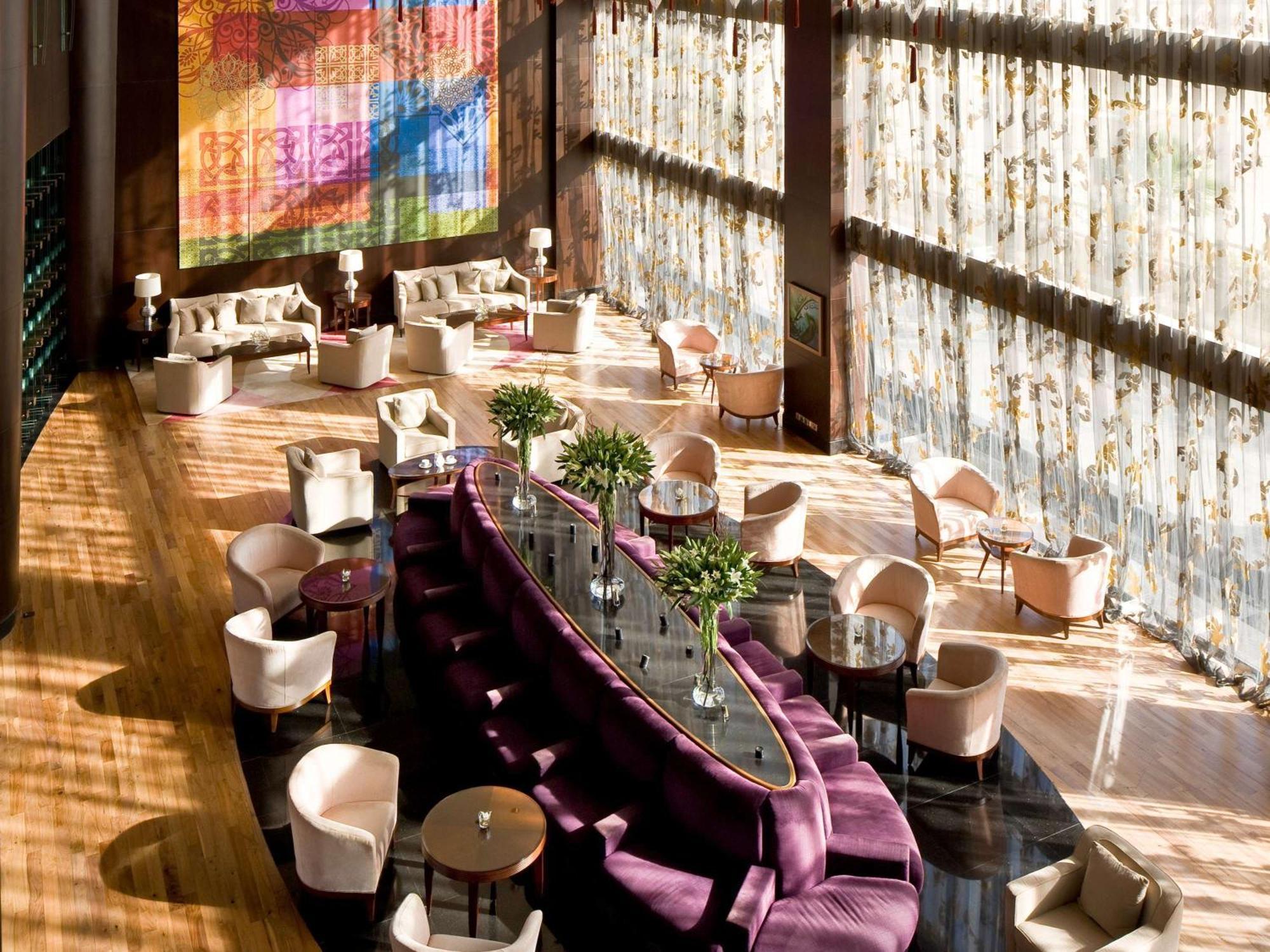 Sofitel Al Khobar The Corniche Hotel Buitenkant foto The interior of the restaurant