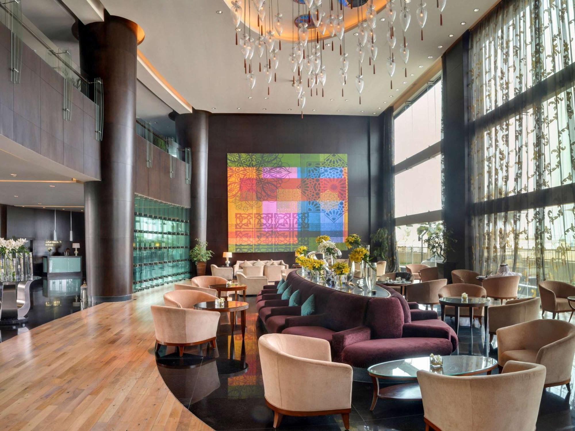 Sofitel Al Khobar The Corniche Hotel Buitenkant foto The Bar